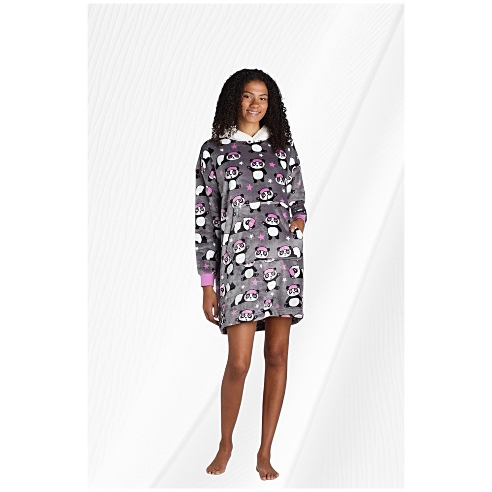 HOLIDAY TIME WOMEN’S PANDA LOUNGER WITH HOOD🐼